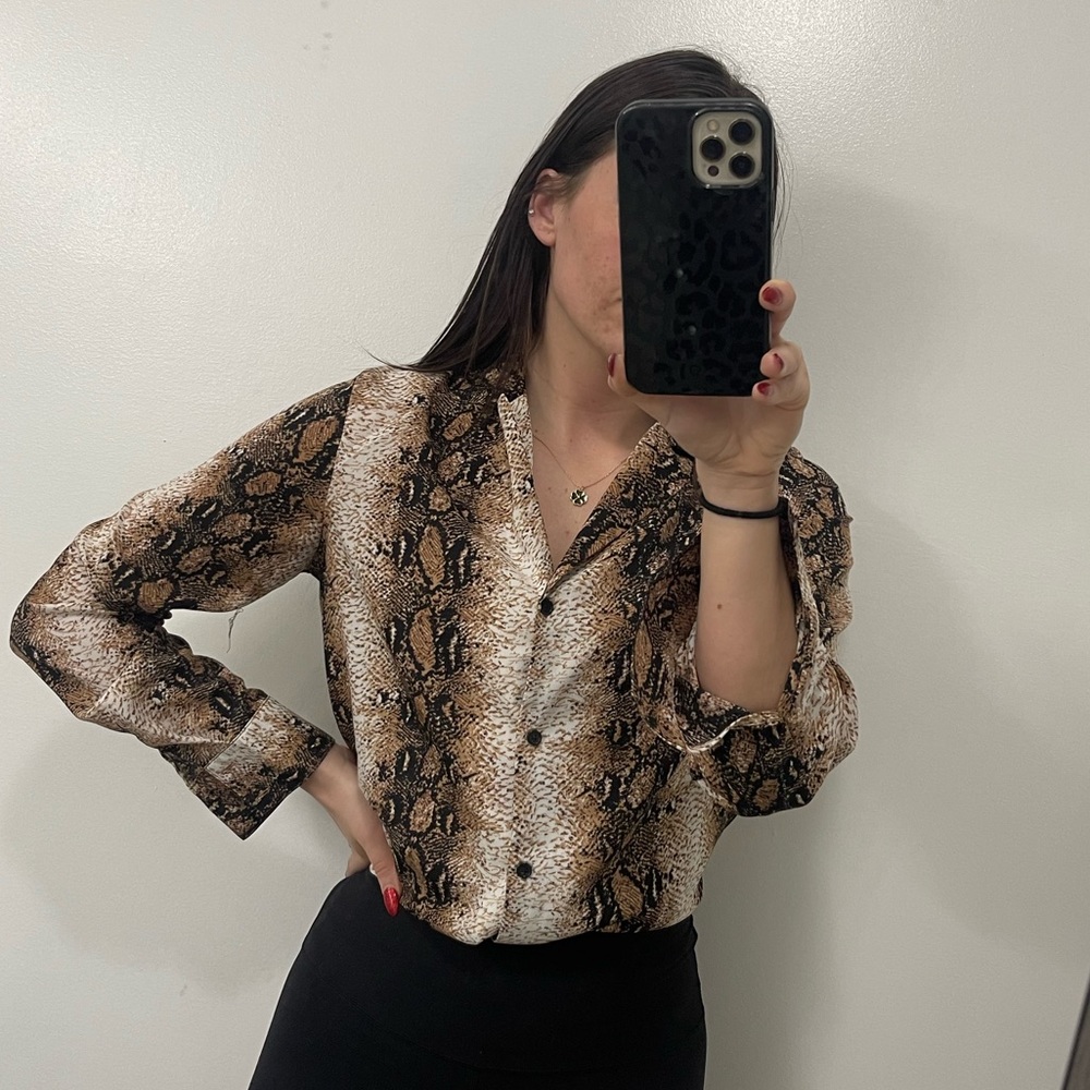 size medium snakeskin blouse